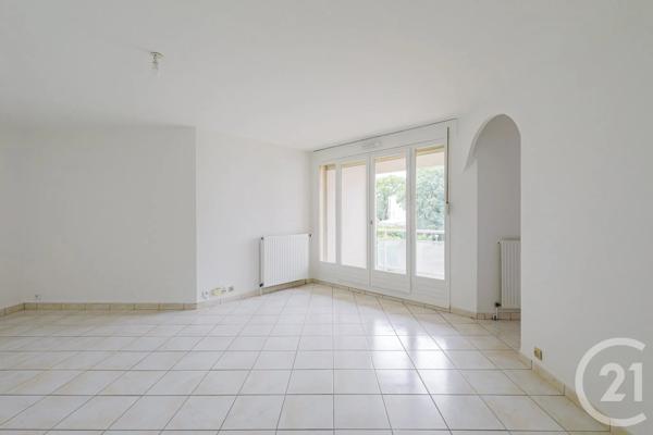 Appartement T3 à vendre  3 pièces - 71,12 m 2   GRENOBLE  - 38