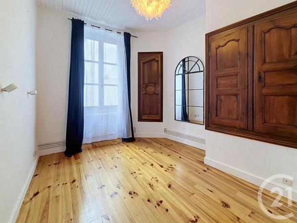 Maison à vendre  6 pièces - 136,65 m 2   LE PUY EN VELAY  - 43