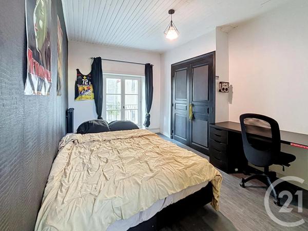 Maison à vendre  6 pièces - 136,65 m 2   LE PUY EN VELAY  - 43