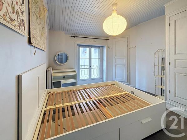 Maison à vendre  6 pièces - 136,65 m 2   LE PUY EN VELAY  - 43