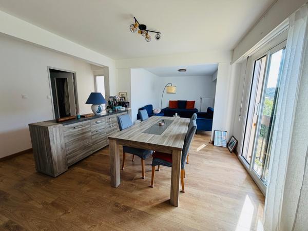 Appartement T2 de 65 m² entièrement rénové – Rez-de-jardin – Hyper-centre de Lannion