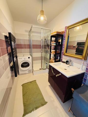 Appartement T2 de 65 m² entièrement rénové – Rez-de-jardin – Hyper-centre de Lannion