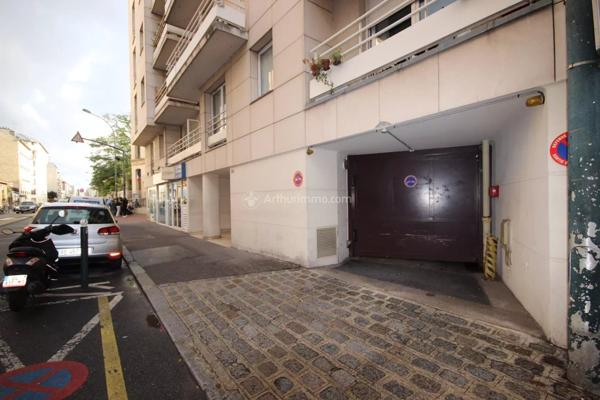 Location Parking 12 m2 à Asnières-sur-Seine