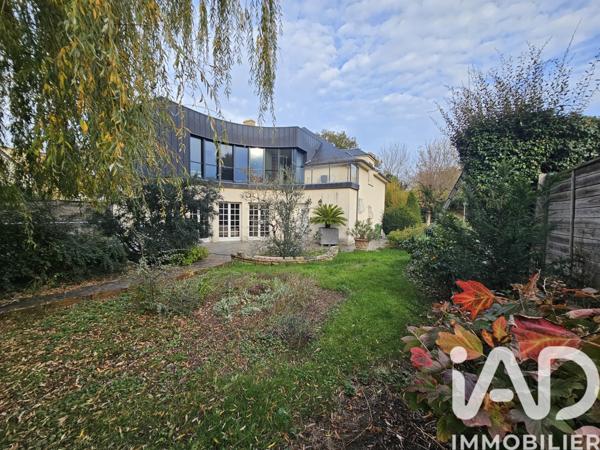 Maison à vendre 5 pièces 247 m² Le Mans