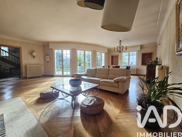 Maison à vendre 5 pièces 247 m² Le Mans