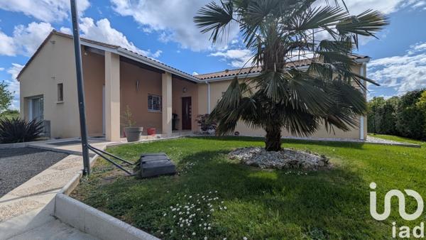 Maison à vendre 6 pièces 160 m² Montendre