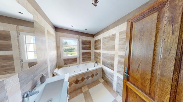 Marles-en-Brie, demeure de 400m2