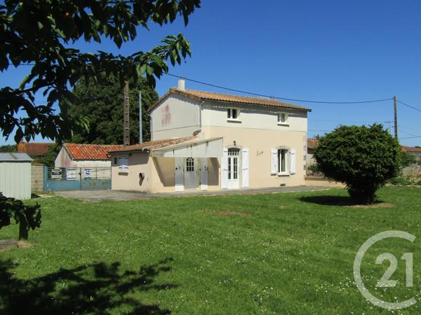 Maison à vendre  5 pièces - 77,13 m 2   CHEF BOUTONNE  - 79