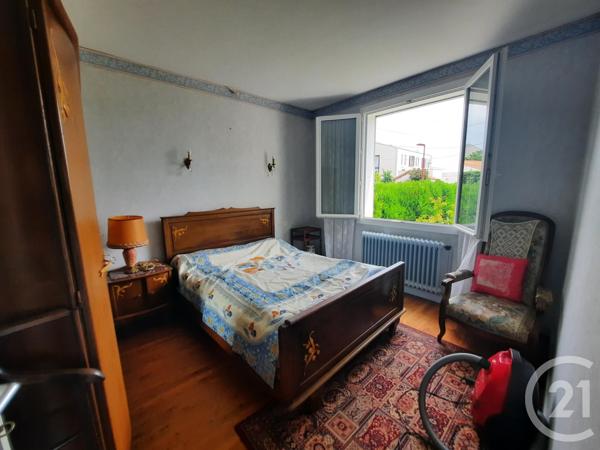 Maison à vendre  5 pièces - 77,13 m 2   CHEF BOUTONNE  - 79