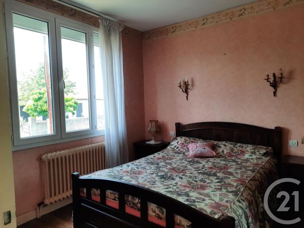 Maison à vendre  5 pièces - 77,13 m 2   CHEF BOUTONNE  - 79