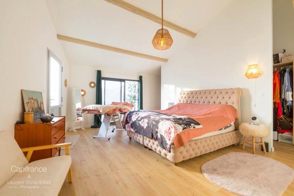 MAGNY SAINT MEDARD MAISON ANCIENNE RENOVEE DE 248 M2