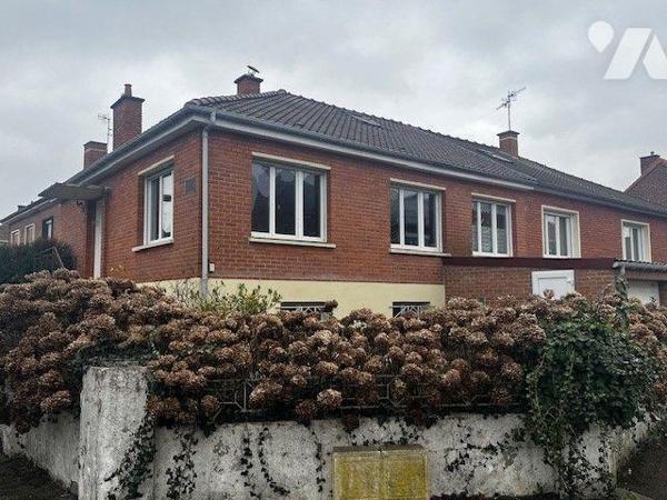 PLAIN PIED CARVIN - Maison semi individuelle de plain pied sur sous sol situé dans une résidenc...