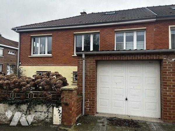 PLAIN PIED CARVIN - Maison semi individuelle de plain pied sur sous sol situé dans une résidenc...