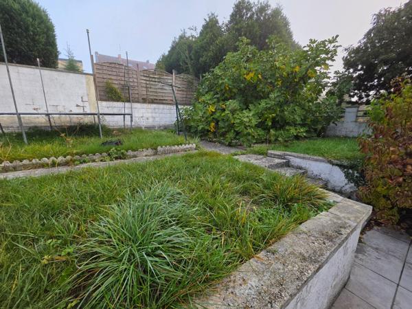 belle maison semi individuelle à conforter