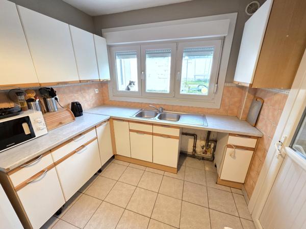 belle maison semi individuelle à conforter