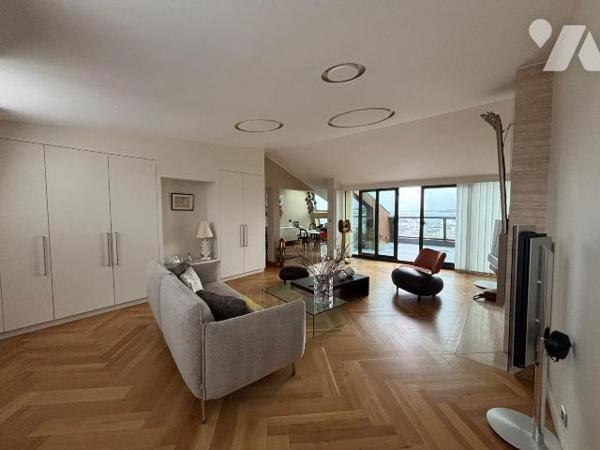 Brest - Triangle d'Or - Duplex  d'exception de 102.91m2 habitables avec terrasse et vue mer à c...