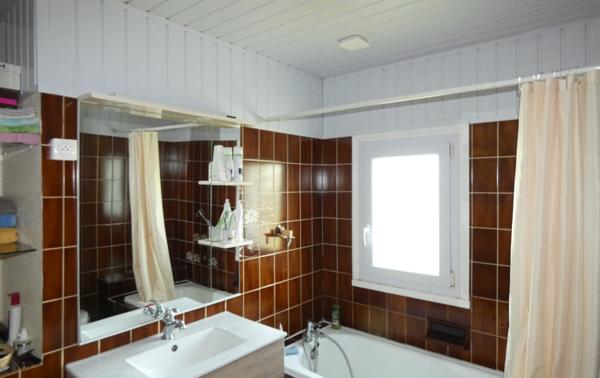 TRES PROCHE SAUJON – MAISON AVEC QUATRES CHAMBRES SUR UN TERRAIN D’ENVIRON 1.900 M²