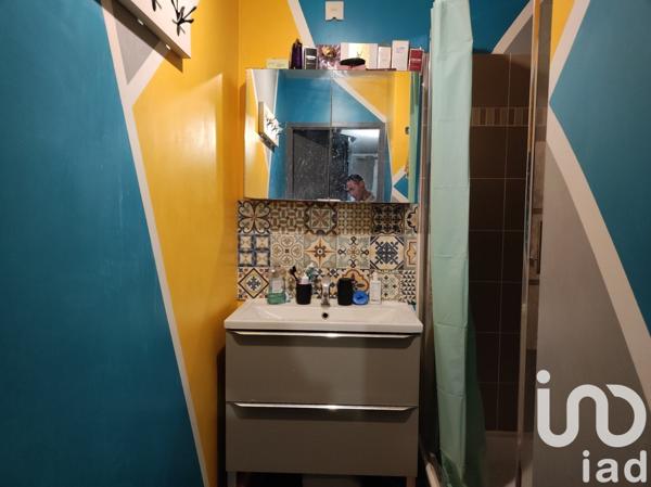 Appartement 4 pièces de 81 m² à Stains (93240)