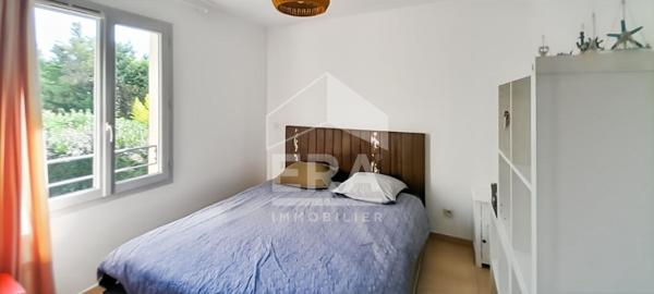 ST REMY DE PROVENCE - Maison individuelle avec jardin dans copropriété avec piscine