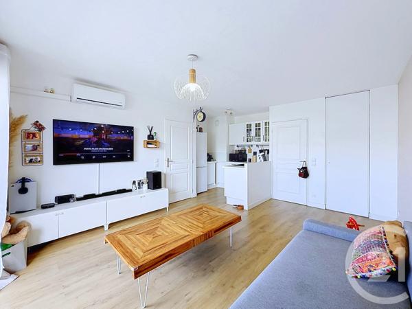 Appartement T2 à vendre  2 pièces - 45 m 2   VILLENEUVE LOUBET  - 06