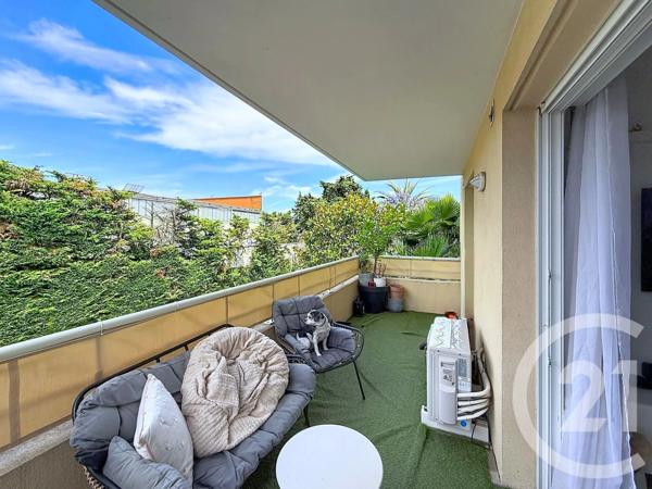 Appartement T2 à vendre  2 pièces - 45 m 2   VILLENEUVE LOUBET  - 06