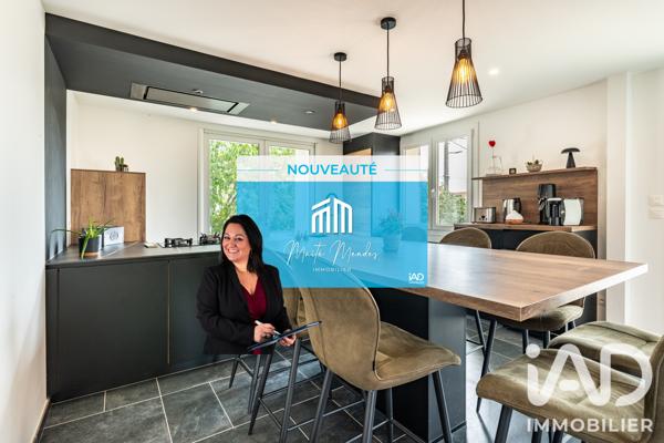Maison à vendre 11 pièces 306,27 m² Sury-le-Comtal