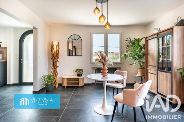 Maison à vendre 11 pièces 306,27 m² Sury-le-Comtal