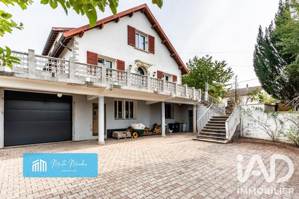 Maison à vendre 11 pièces 306,27 m² Sury-le-Comtal