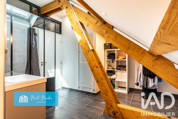 Maison à vendre 11 pièces 306,27 m² Sury-le-Comtal