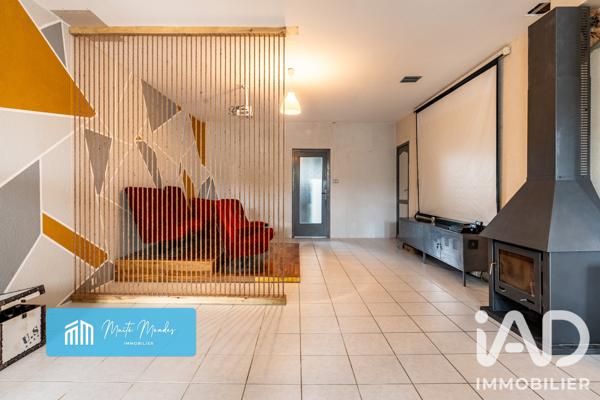 Maison à vendre 11 pièces 306,27 m² Sury-le-Comtal