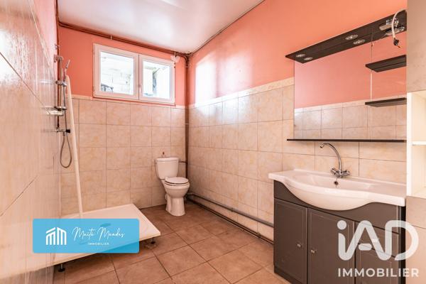 Maison à vendre 11 pièces 306,27 m² Sury-le-Comtal