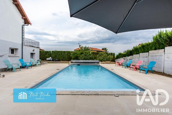 Maison à vendre 11 pièces 306,27 m² Sury-le-Comtal