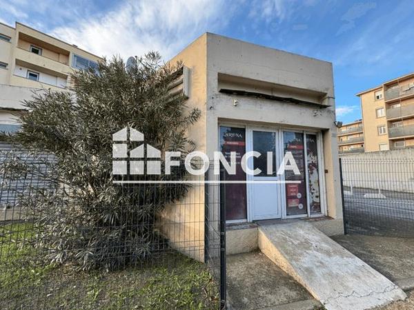 À vendre Local commercial 85.1 m² - Lunel 34400