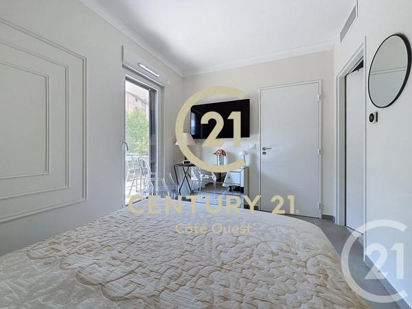 Appartement F3 à vendre  3 pièces - 97,22 m 2   GRASSE  - 06