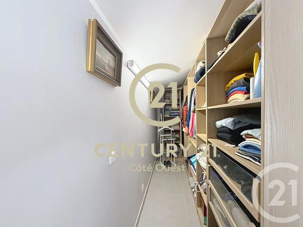 Appartement F3 à vendre  3 pièces - 97,22 m 2   GRASSE  - 06