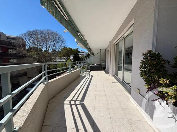 Appartement F3 à vendre  3 pièces - 97,22 m 2   GRASSE  - 06
