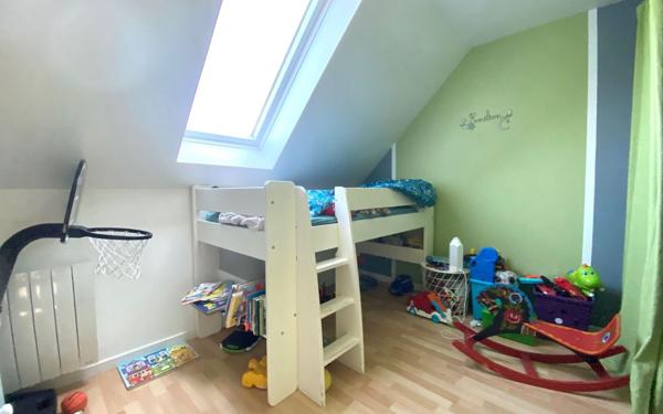 Maison à vendre    5 pièces •  Mézières-sur-Seine