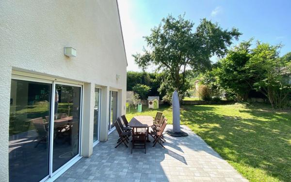 Maison à vendre    5 pièces •  Mézières-sur-Seine