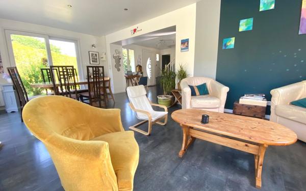 Maison à vendre    5 pièces •  Mézières-sur-Seine