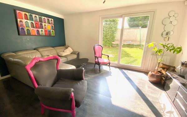 Maison à vendre    5 pièces •  Mézières-sur-Seine