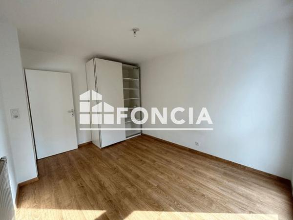 Location Appartement 2 pièces 39.25 m² - 3 BIS COTE SAINT SEBASTIEN Nantes 44000