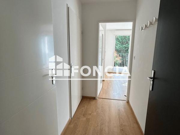 Location Appartement 2 pièces 39.25 m² - 3 BIS COTE SAINT SEBASTIEN Nantes 44000
