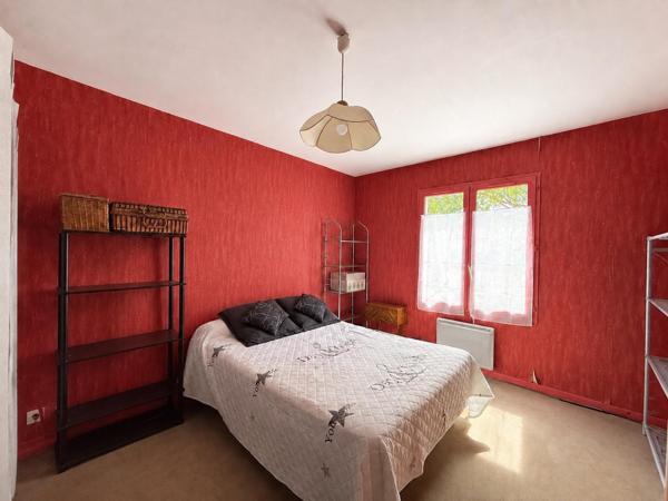 ALZONNE – VILLA 4 FACES DE PLAIN-PIED – PARCELLE DE 1 270 M² – GARAGE DE PLUS DE 40 M²