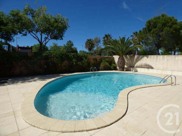 Appartement F1 à vendre  1 pièce - 39,17 m 2   BANDOL  - 83
