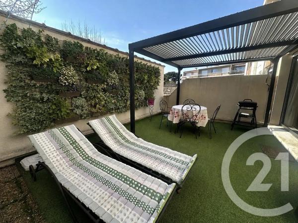 Appartement F1 à vendre  1 pièce - 39,17 m 2   BANDOL  - 83