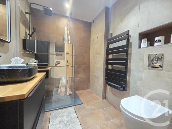 Appartement F1 à vendre  1 pièce - 39,17 m 2   BANDOL  - 83