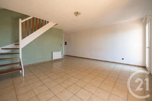 Maison à vendre  4 pièces - 75 m 2   BORMES LES MIMOSAS  - 83