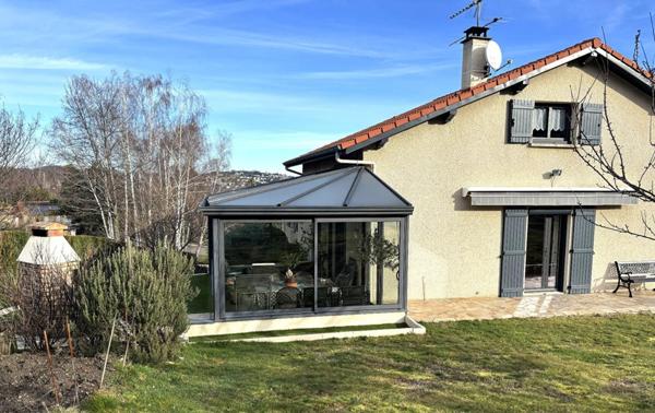 St ETIENNE 42100 proche IUT, Villa sur sous-sol 130m² habitables 3 chambres grand garage sur 851m² de terrain