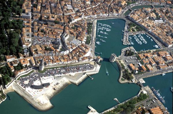 Villa d’Architecte avec Piscine – Quartier La Genette, La Rochelle