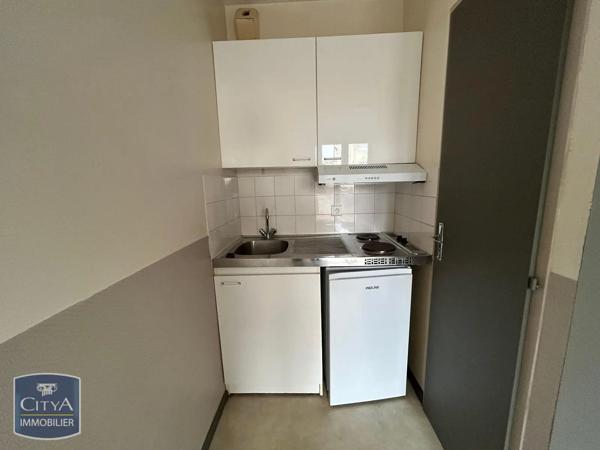 Appartement à louer 1 pièce 19.67m² Cholet (49300)